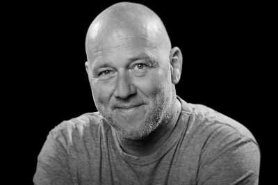 "Kunst & Küche" - Bairisches Musikkabarett mit Michi Dietmayr - inkl. 3-Gang Menü (Bild für) "Kunst & Küche" - Bairisches Musikkabarett mit Michi Dietmayr - inkl. 3-Gang Menü